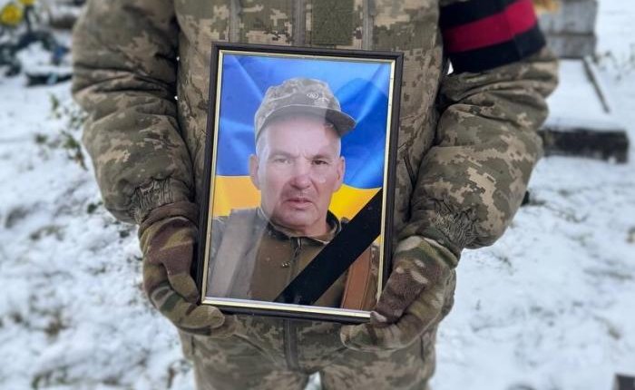 З полеглим Захисником Геннадієм Марчуком попрощалися у селі Клюськ