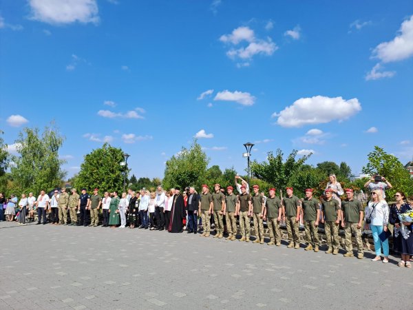 Ковельчани вшанували одну із головних національних святинь – Державний Прапор України