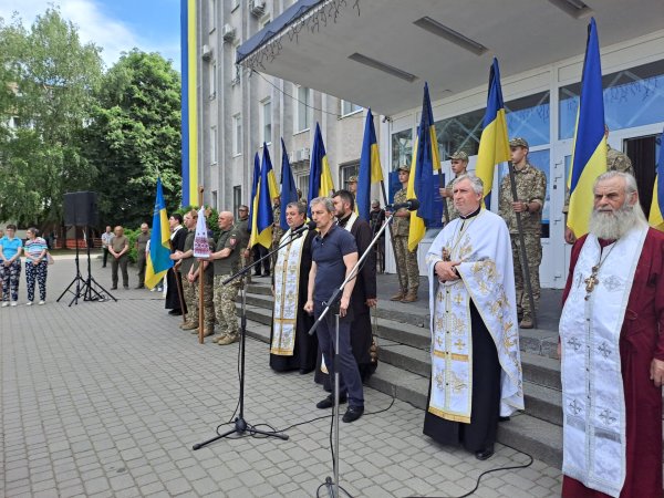 Назавжди 46: ковельчани попрощались з Героєм Сергієм Булавкою