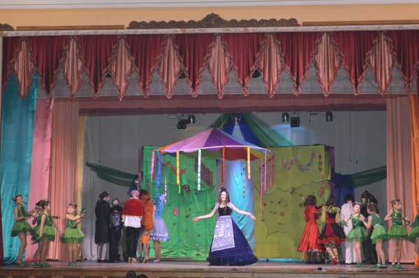 Юні актори театру “10 ряд 10 місце” знову грають для ковельчан “Таємницю золотого ключика”