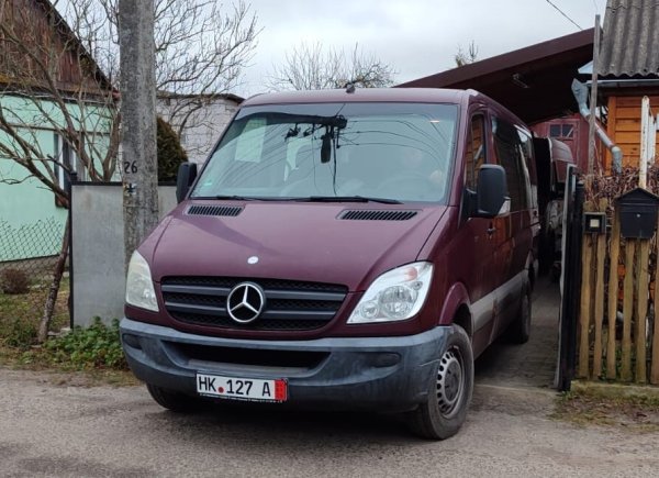 Партнери з німецького Вальсроде передали Ковелю два мікроавтобуси для потреб військових Партнери з німецького Вальсроде передали Ковелю два мікроавтобуси для потреб військових