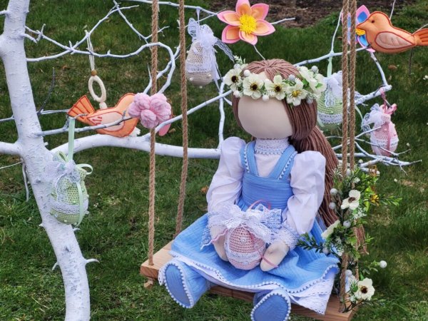 У Ковелі в парку Шевченка з’явилися 37 великодніх інсталяцій конкурсу «Писанко, дивуй» У Ковелі в парку Шевченка з’явилися 37 великодніх інсталяцій конкурсу «Писанко, дивуй»