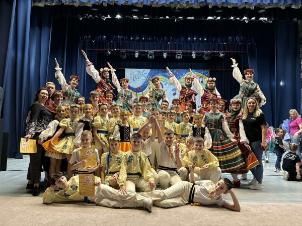 Ковельський танцювальний колектив «Барвінок» здобув нагороди на Всеукраїнському конкурсі Ковельський танцювальний колектив «Барвінок» здобув нагороди на Всеукраїнському конкурсі