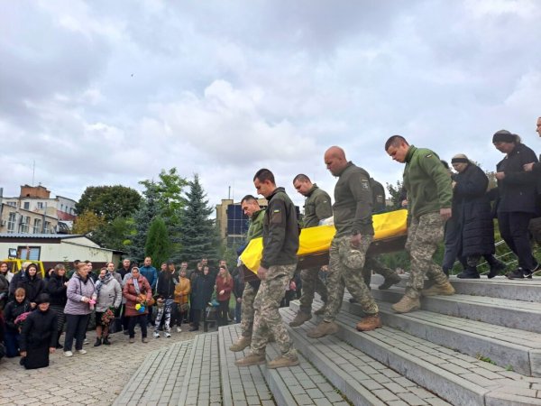 Ковель попрощався з 30-річним Героєм Михайлом Дудинцем. Ковель попрощався з 30-річним Героєм Михайлом Дудинцем.