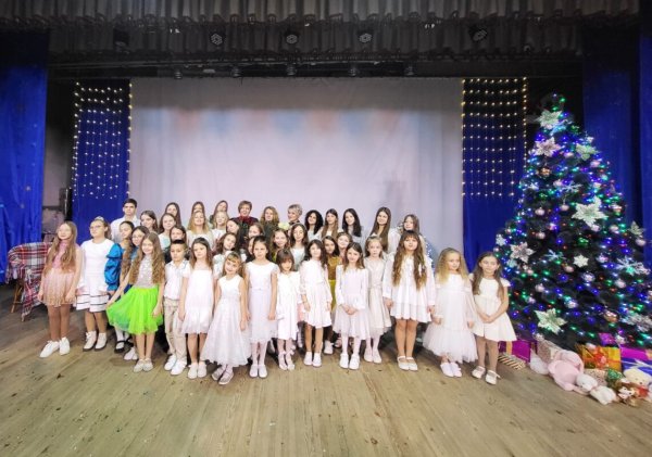 Різдвяні зустрічі з «Надією»: благодійна програма на підтримку військових Різдвяні зустрічі з «Надією»: благодійна програма на підтримку військових