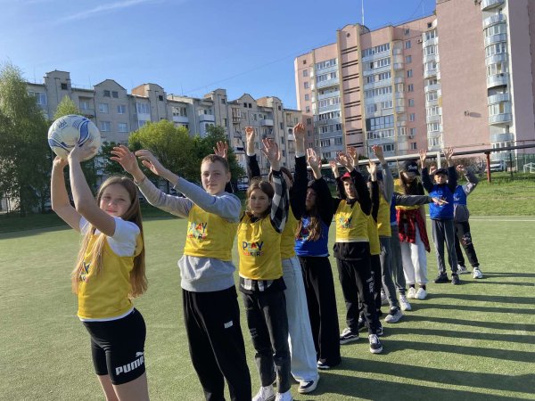 Як вчителька з Ковеля через спорт змінює життя дітей: історія локального проєкту в межах «Грай за рівність» Як вчителька з Ковеля через спорт змінює життя дітей: історія локального проєкту в межах «Грай за рівність»