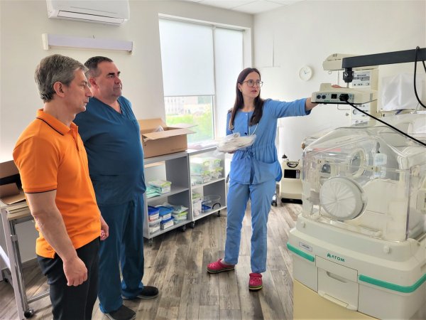 Нове медичне обладнання Ковелю передали німецькі партнери з міста Барзінгхаузен