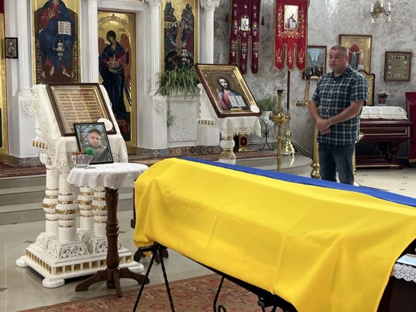 Ковельська громада провела в останню путь Захисника України Олега Москалюка