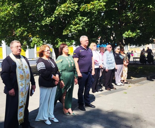 У Ковелі урочисто підняли Державний Прапор України У Ковелі урочисто підняли Державний Прапор України