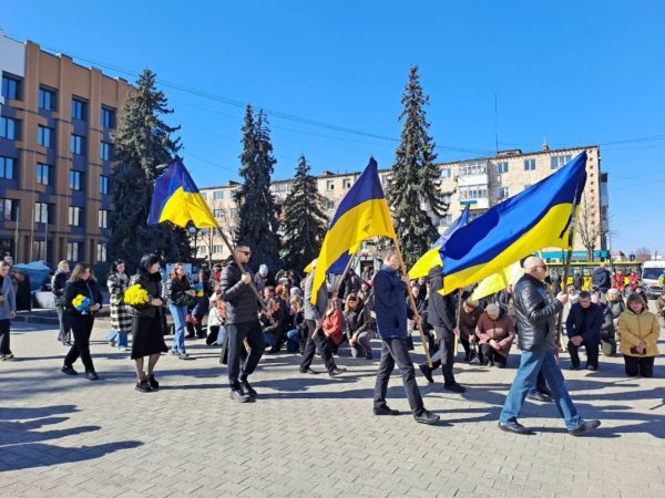 У Ковелі попрощалися із загиблим захисником України Олександром Маслом