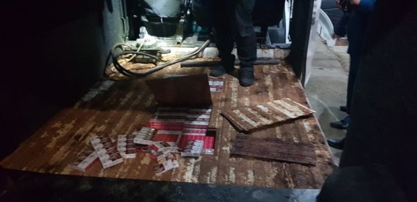 Ковельчанин хотів перевезти через кордон 7,5 тисяч пачок цигарок Ковельчанин хотів перевезти через кордон 7,5 тисяч пачок цигарок