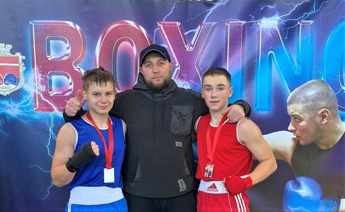 Оніщук Захар та Роль Назар стали чемпіонами Волині з боксу у своїх вагових категоріях