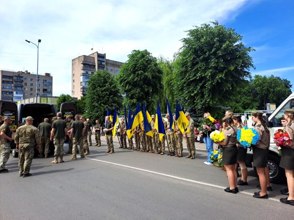 Назавжди 46: ковельчани попрощались з Героєм Сергієм Булавкою