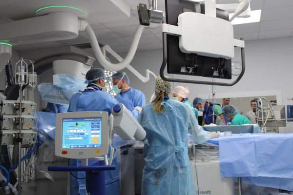 У Ковелі провели першу на Волині операцію TAVI без розрізу грудної клітини У Ковелі провели першу на Волині операцію TAVI без розрізу грудної клітини