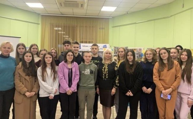 Десята річниця Революції Гідності: у Ковелі для молоді провели патріотичний захід