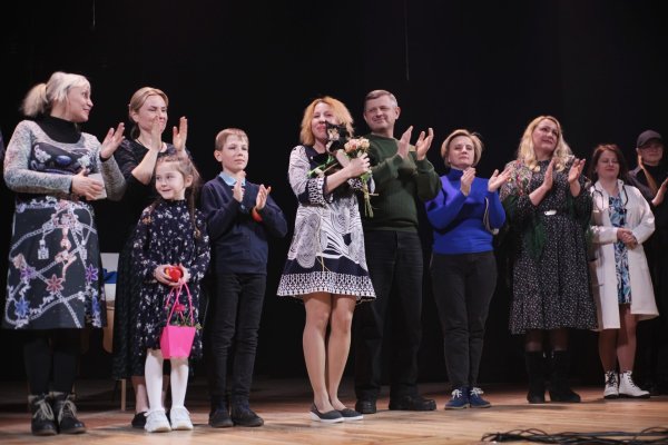 Театр-студія “10 ряд 10 місце” запрошує у свою родину