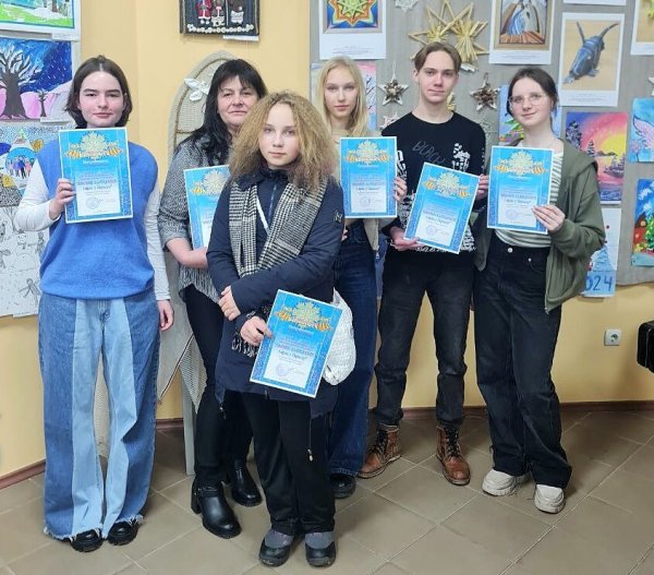 У галереї мистецтв — виставка учасників 29-го конкурсу дитячого малюнка «Зимовий калейдоскоп» У галереї мистецтв — виставка учасників 29-го конкурсу дитячого малюнка «Зимовий калейдоскоп»