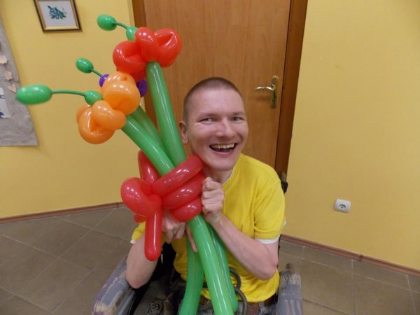 Яким бачать навколишній світ діти з особливими потребами? Яким бачать навколишній світ діти з особливими потребами?