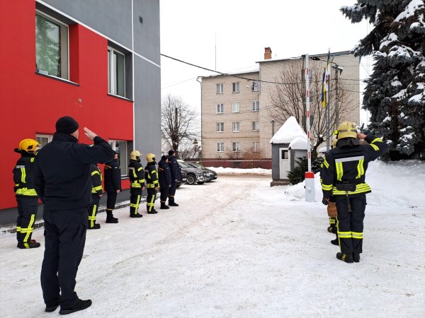 Пам’ятаймо, якою ціною: зупинімося під час хвилини мовчання