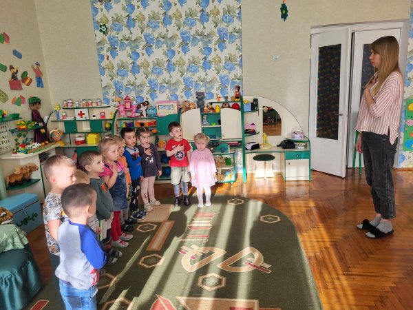 Хвилина мовчання – особливий момент у наших закладах дошкільної освіти