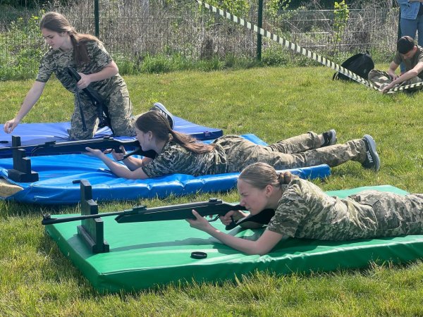 Школярі Ковельської громади змагались у дитячо-юнацькій військово-патріотичній грі «Сокіл» («Джура»)