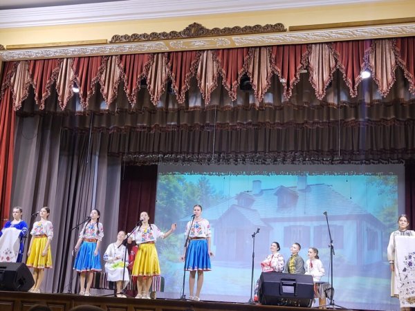 У Ковелі до 155-річчя Лесі Українки представили театралізоване дійство «Пишіть листи чорнилами й думками. І почуттями, що були між вами»