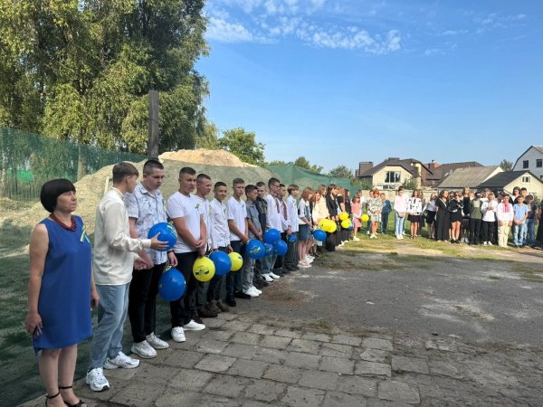 У школах Ковельської громади пролунав перший дзвоник У школах Ковельської громади пролунав перший дзвоник