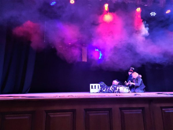 Весна прем’єр: ковельський театр «10 ряд 10 місце» підготував для ковельчан ще одну сучасну постановку