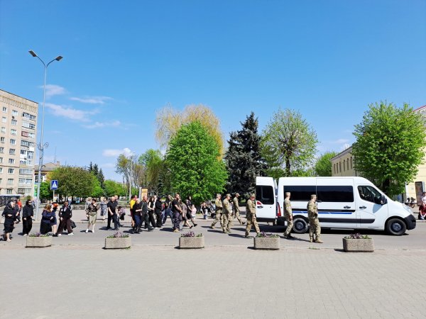 Сьогодні капітану Володимиру Котику мало б виповнитись 52 роки. Ковель попрощався зі своїм Героєм