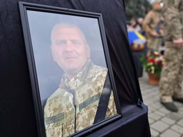 Ковель прощається з трьома Героями — Олександром Гнатюком, Ігорем Карпуком та Романом Йовиком