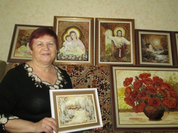 Унікальні картини з природних матеріалів - на виставці у Ковелі