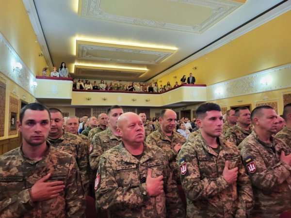 У Ковелі вшанували Захисників і Захисниць України У Ковелі вшанували Захисників і Захисниць України