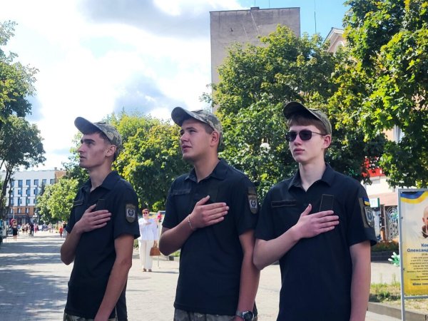 У Ковелі урочисто підняли Державний Прапор України У Ковелі урочисто підняли Державний Прапор України