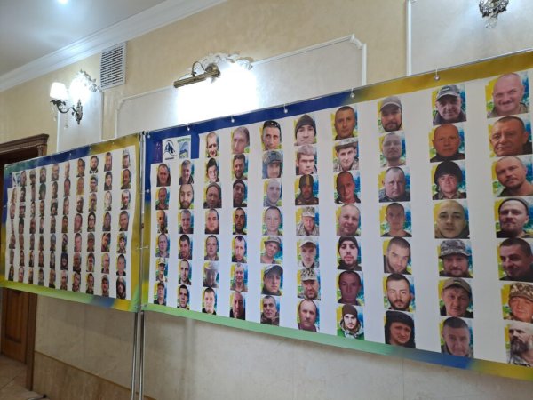 У Ковелі відкрили фотовиставку «Ми вас шукаємо. Ми вас чекаємо. Ми вас не забуваємо»