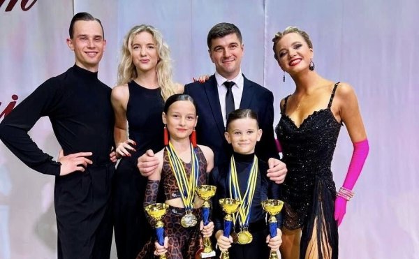 Ковель зустрічав учасників Всеукраїнських змагань зі спортивного бального танцю Ковель зустрічав учасників Всеукраїнських змагань зі спортивного бального танцю