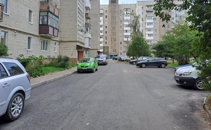 У Ковелі завершили поточний ремонт прибудинкових територій