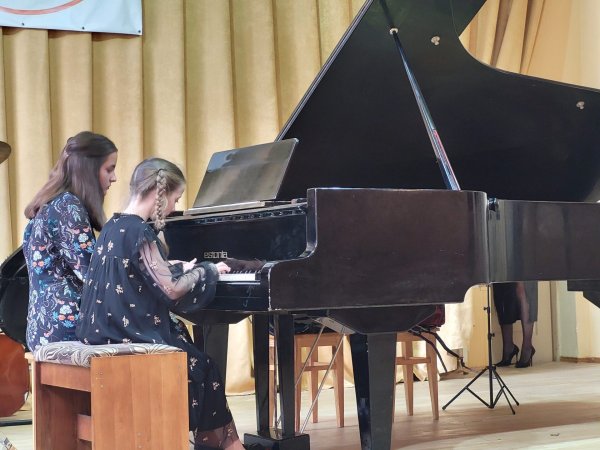 У Ковельській школі мистецтв відбулась урочиста посвята першокласників у юні музиканти