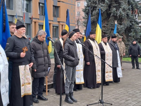 Ковель провів в останню путь 18-річного воїна Дмитра Приймачука