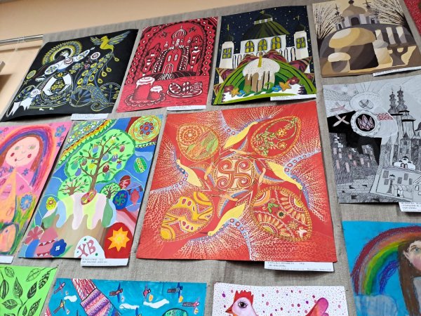 У Ковелі визначили переможців конкурсу «Великодня веселка. З вірою у Перемогу!»