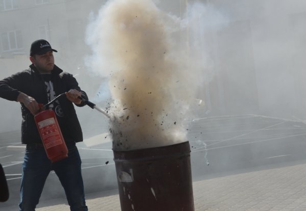 Пожежа в "Классіку". Персонал до приїзду рятувальників покинув приміщення ФОТО Пожежа в "Классіку". Персонал до приїзду рятувальників покинув приміщення ФОТО