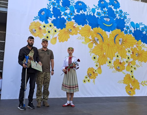 У Ковелі відзначили День Незалежності: нагородили ветеранів, волонтерів і мешканців громади У Ковелі відзначили День Незалежності: нагородили ветеранів, волонтерів і мешканців громади