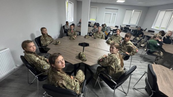 Рій «Українська мрія» з Ковеля представив Волинь на всеукраїнському етапі гри «Сокіл» Рій «Українська мрія» з Ковеля представив Волинь на всеукраїнському етапі гри «Сокіл»