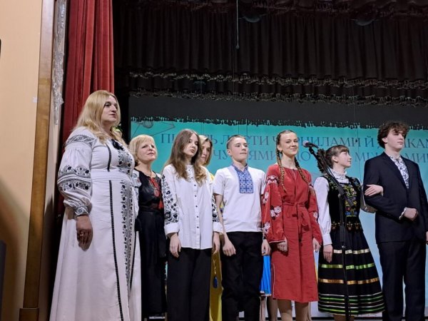 У Ковелі до 155-річчя Лесі Українки представили театралізоване дійство «Пишіть листи чорнилами й думками. І почуттями, що були між вами»