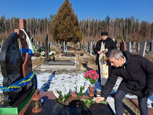 У третю річницю війни ковельчани вшанували пам’ять загиблих Героїв