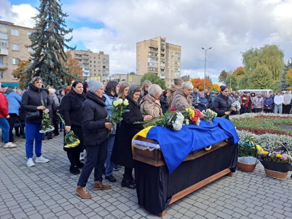 Ковельська громада попрощалася із Захисником України Сергієм Панасюком