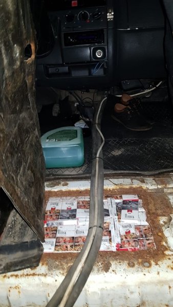 Ковельчанин хотів перевезти через кордон 7,5 тисяч пачок цигарок Ковельчанин хотів перевезти через кордон 7,5 тисяч пачок цигарок