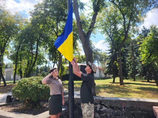 У Ковелі урочисто підняли Державний Прапор України У Ковелі урочисто підняли Державний Прапор України