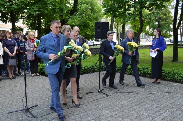 У Ковелі вшанували пам’ять жертв політичних репресій У Ковелі вшанували пам’ять жертв політичних репресій