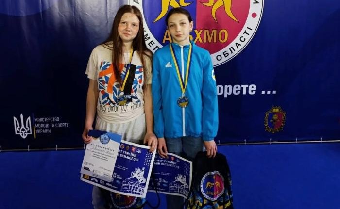Ковельчанки Анна Поляк та Вікторія Винокурова завоювали срібні медалі на чемпіонаті України з вільної боротьби