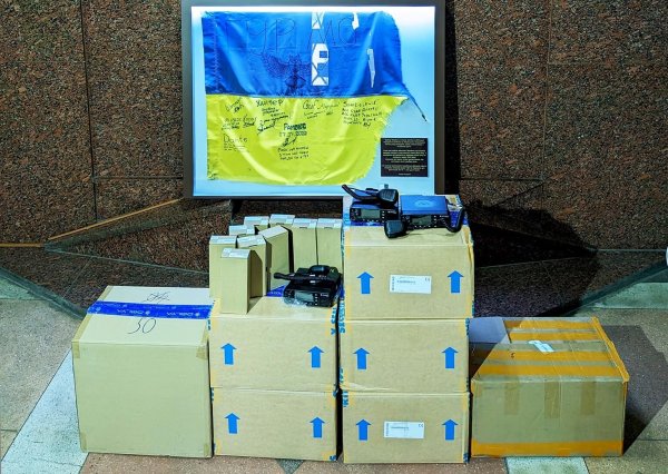 Ковельська міська рада закупила понад пів сотні радіостанцій для військових Ковельська міська рада закупила понад пів сотні радіостанцій для військових